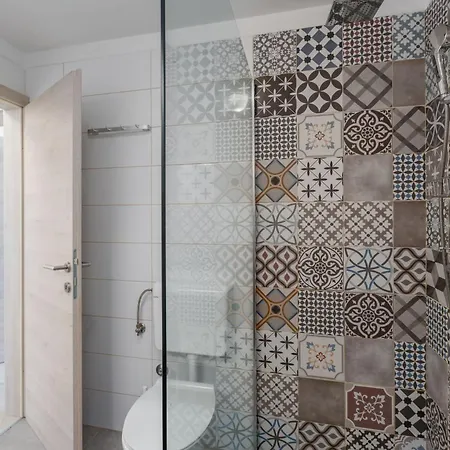 Apartment In Mit Balkon Und Ausblick Porec